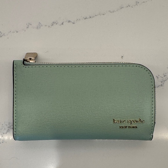 Kate Spade Mint Green Card Holder - Picture 2 of 9